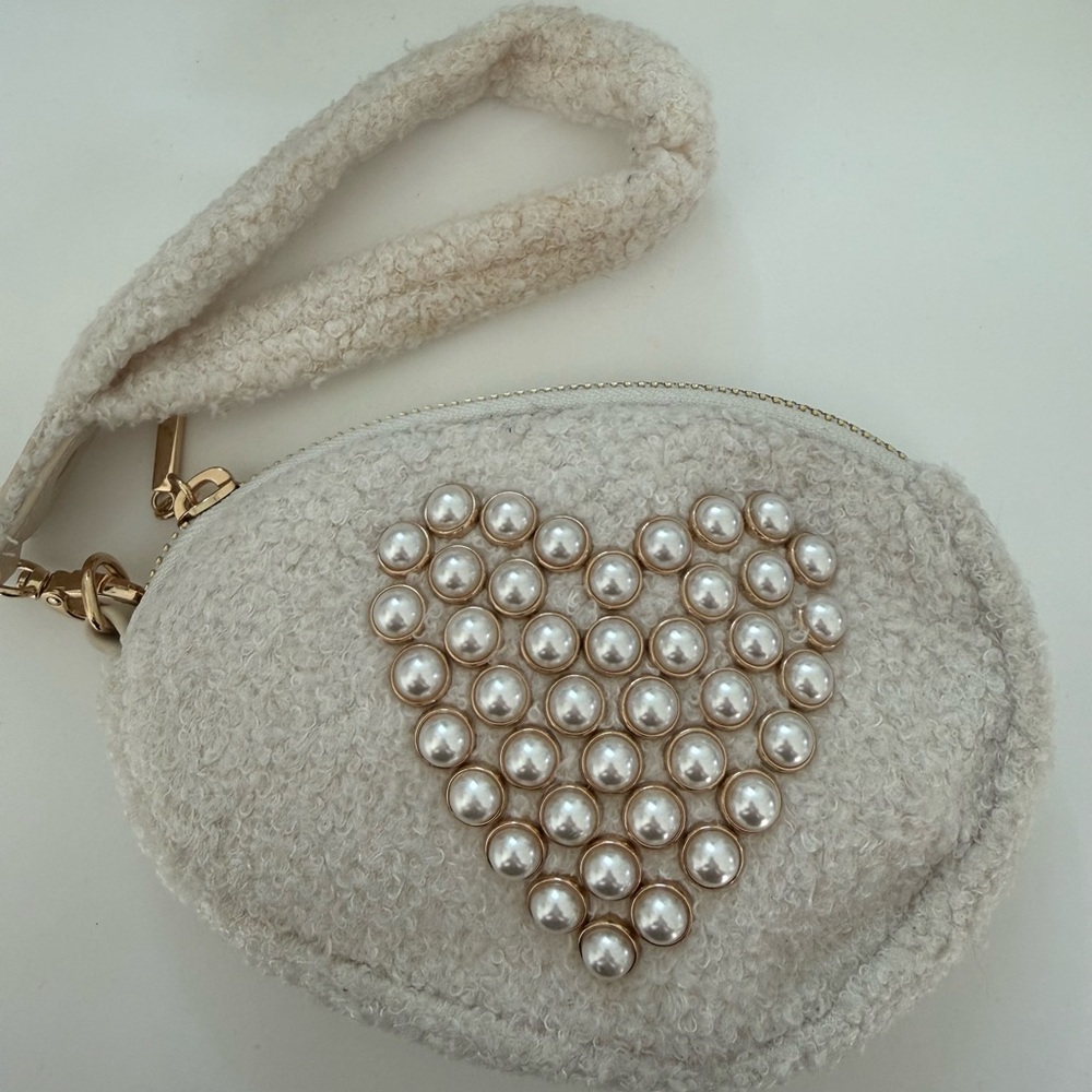 BTB Los Angeles Pearl Heart Cream Wristlet Bag